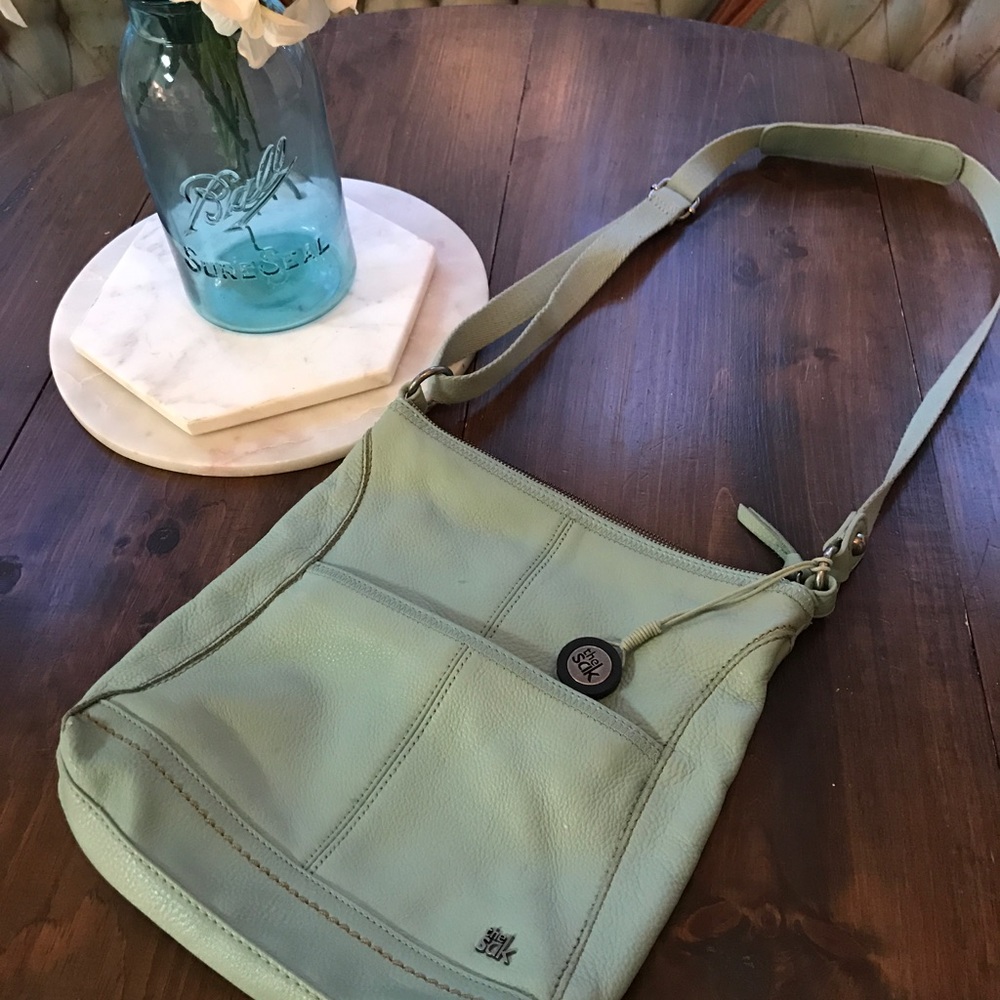 The Sak |  Iris leather crossbody 🌻☀️